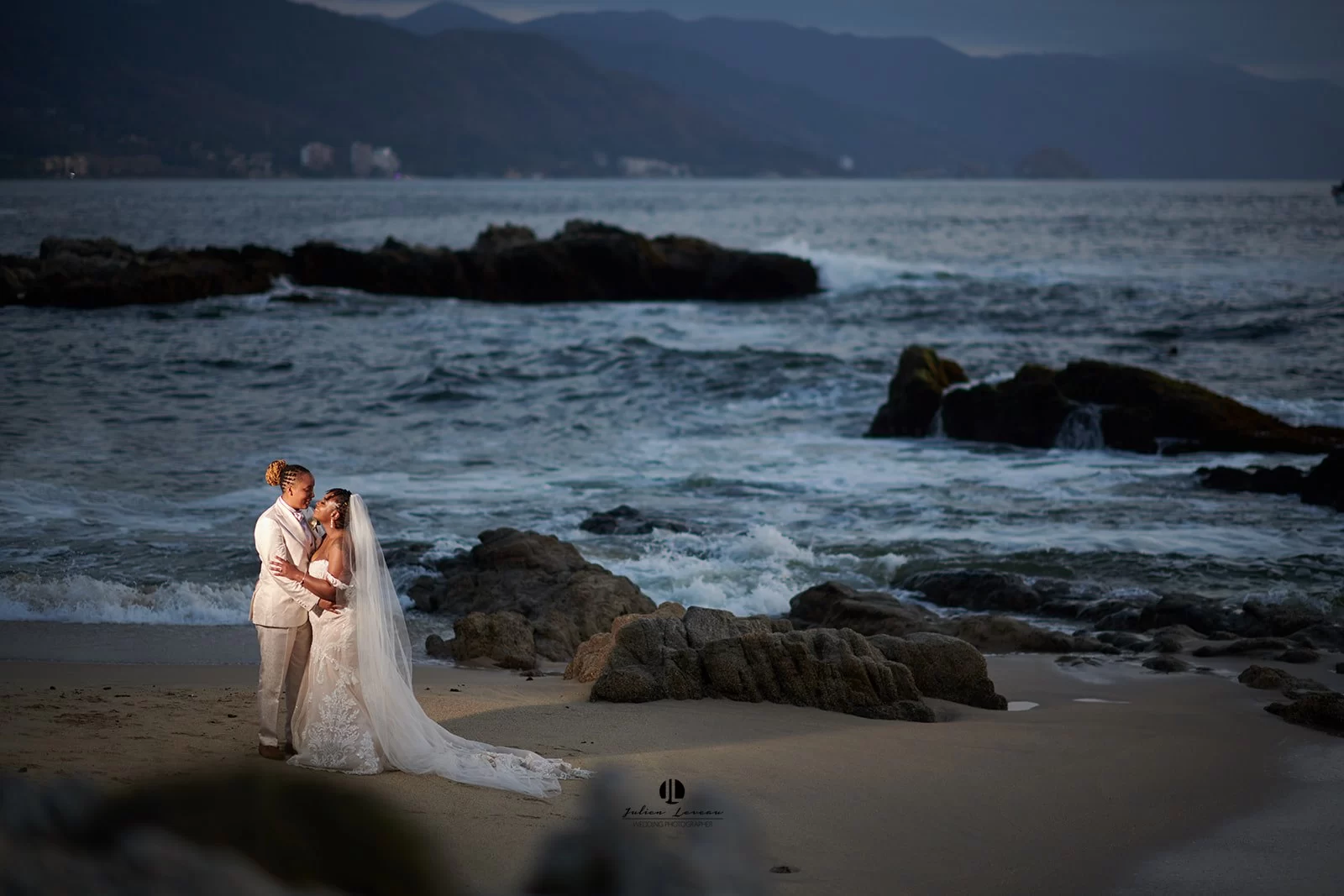 Destination Wedding Puerto Vallarta: Planning Guide 2026
